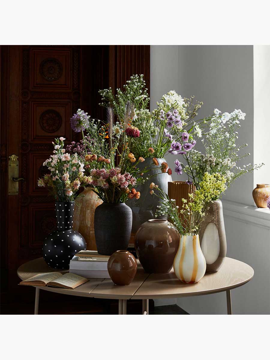 Broste Copenhagen - Ada Dot Mouthblown Vase L - Simply Taupe Warm Grey
